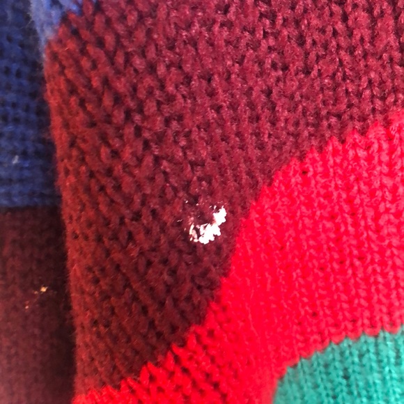 ☆ UO sweater ☆ - Picture 5 of 7